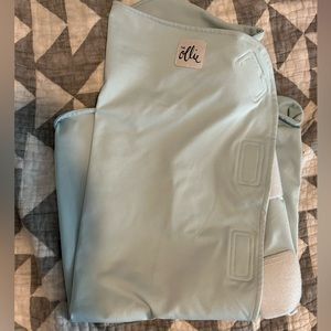 Ollie swaddle Blue